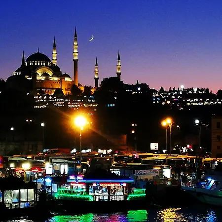 فندق Riverside 3*