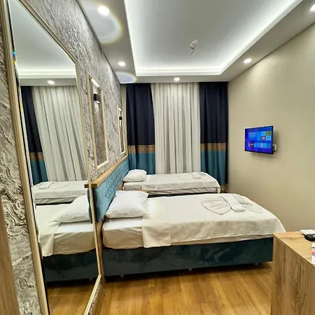 Riverside 3*