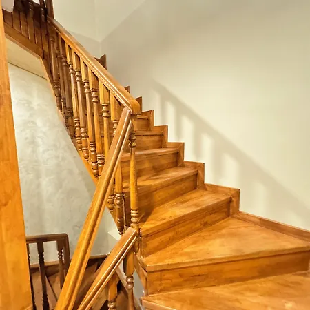 Riverside 3*
