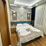 Hotel Riverside