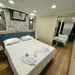 Hotel Riverside