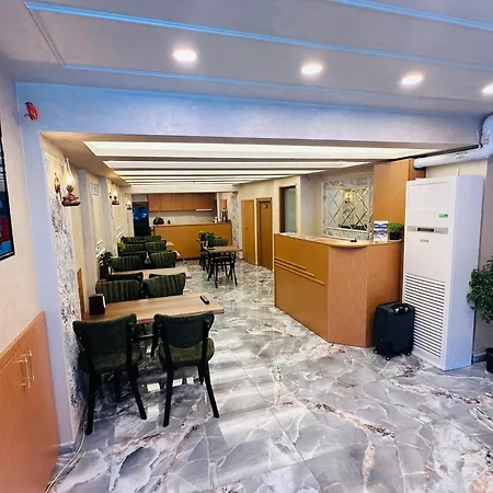 Riverside Otel 3*
